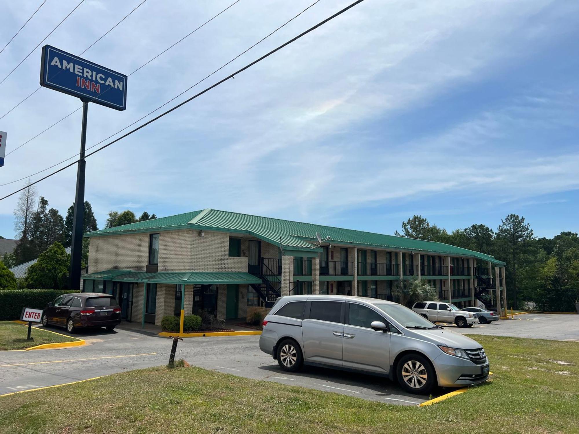 American Inn Columbia Exterior photo